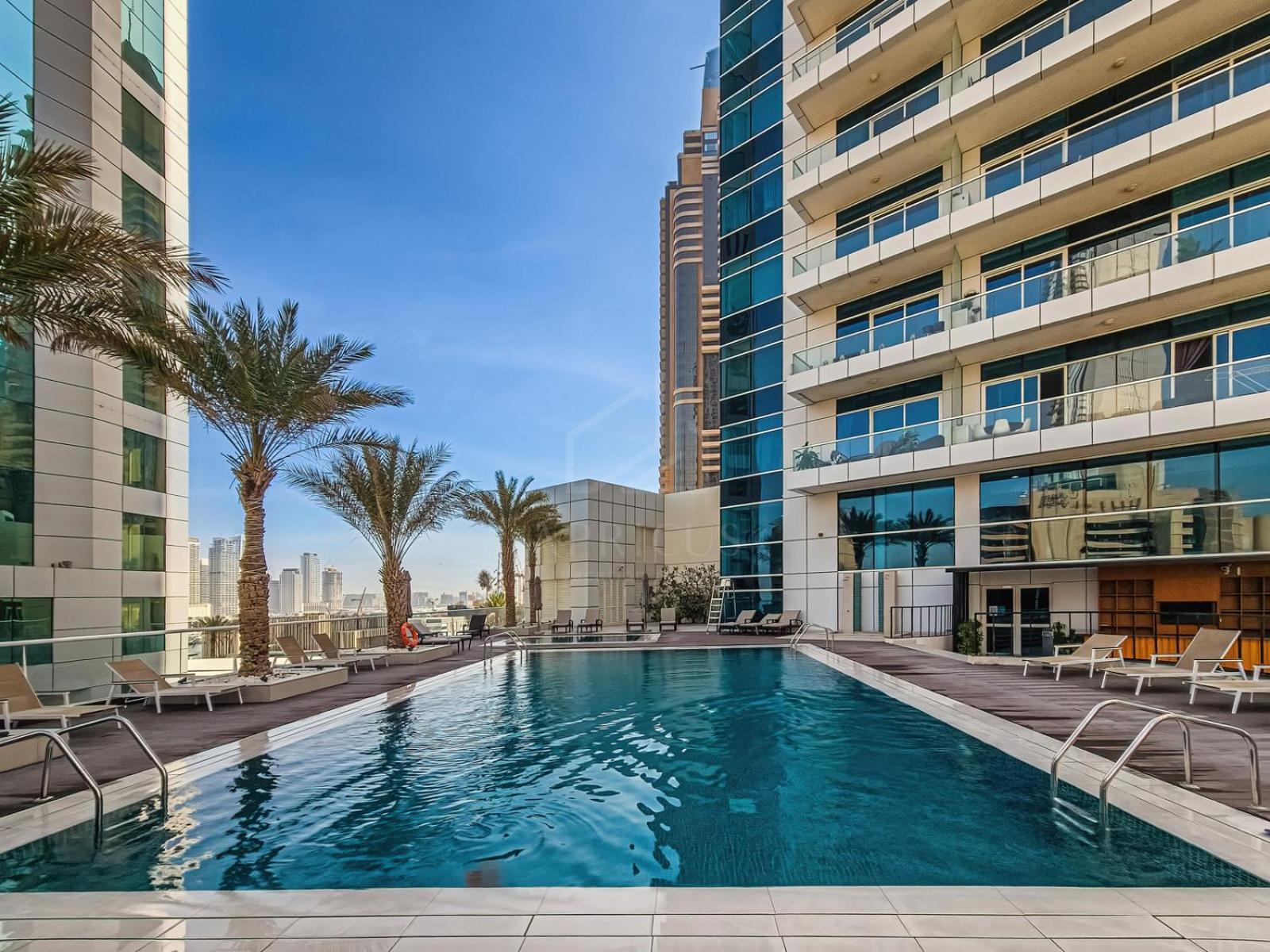 Apartment Elegant 1 Bedroom In Botanica Tower Marina