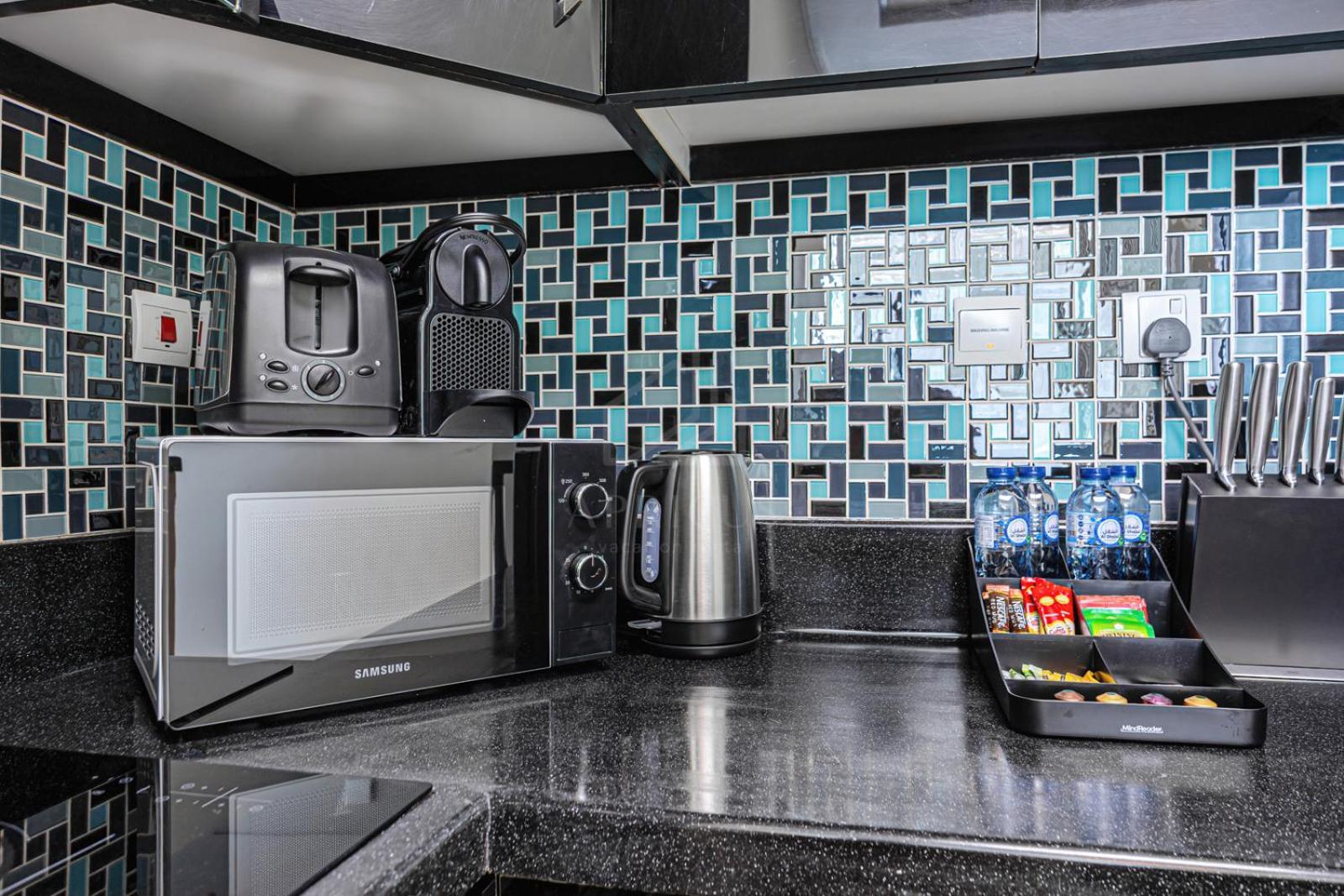 Elegant 1 Bedroom In Botanica Tower Marina