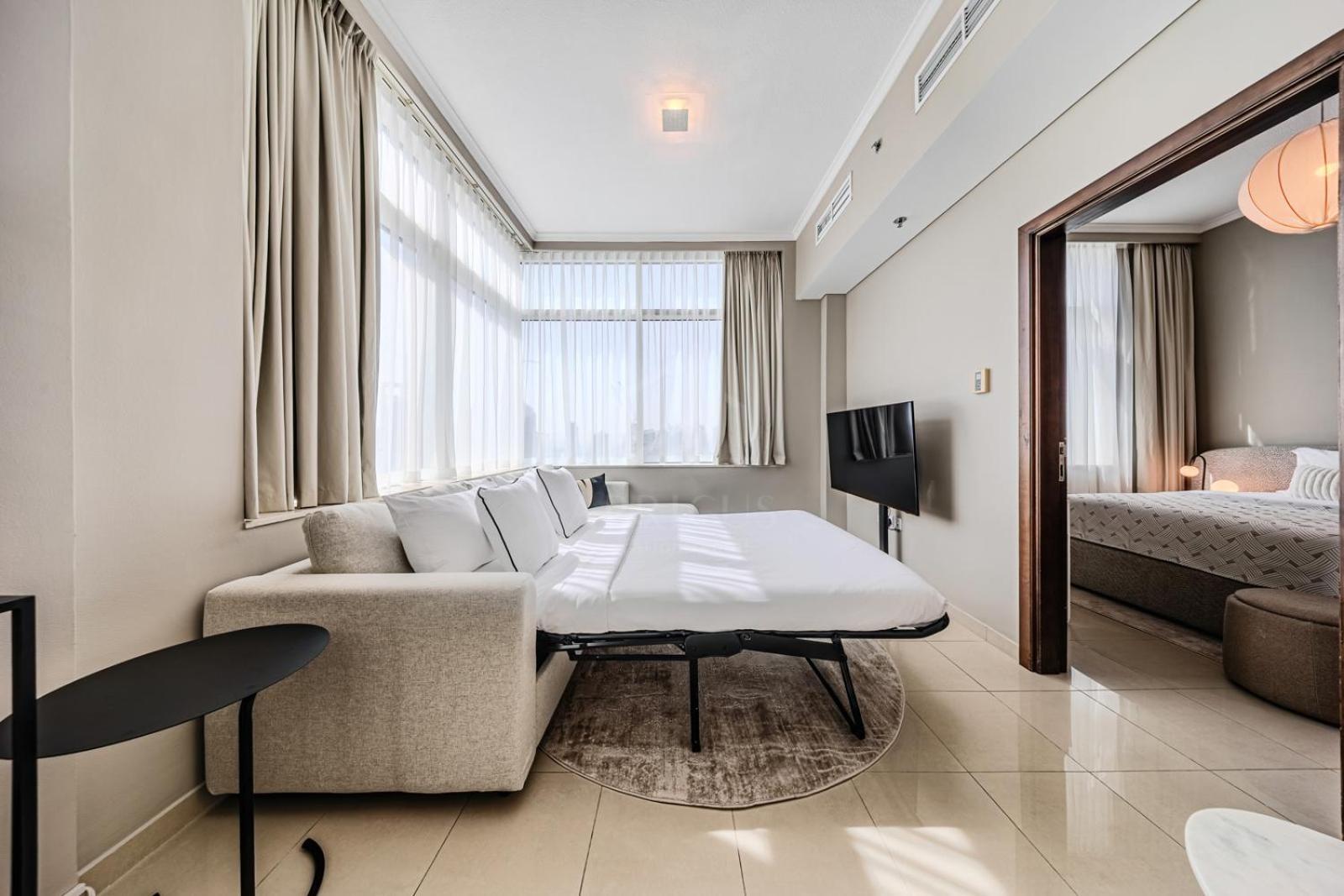 Elegant 1 Bedroom In Botanica Tower Marina Dubai