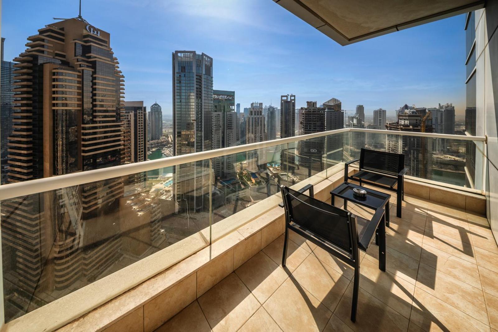 Elegant 1 Bedroom In Botanica Tower Marina Apartment Dubai
