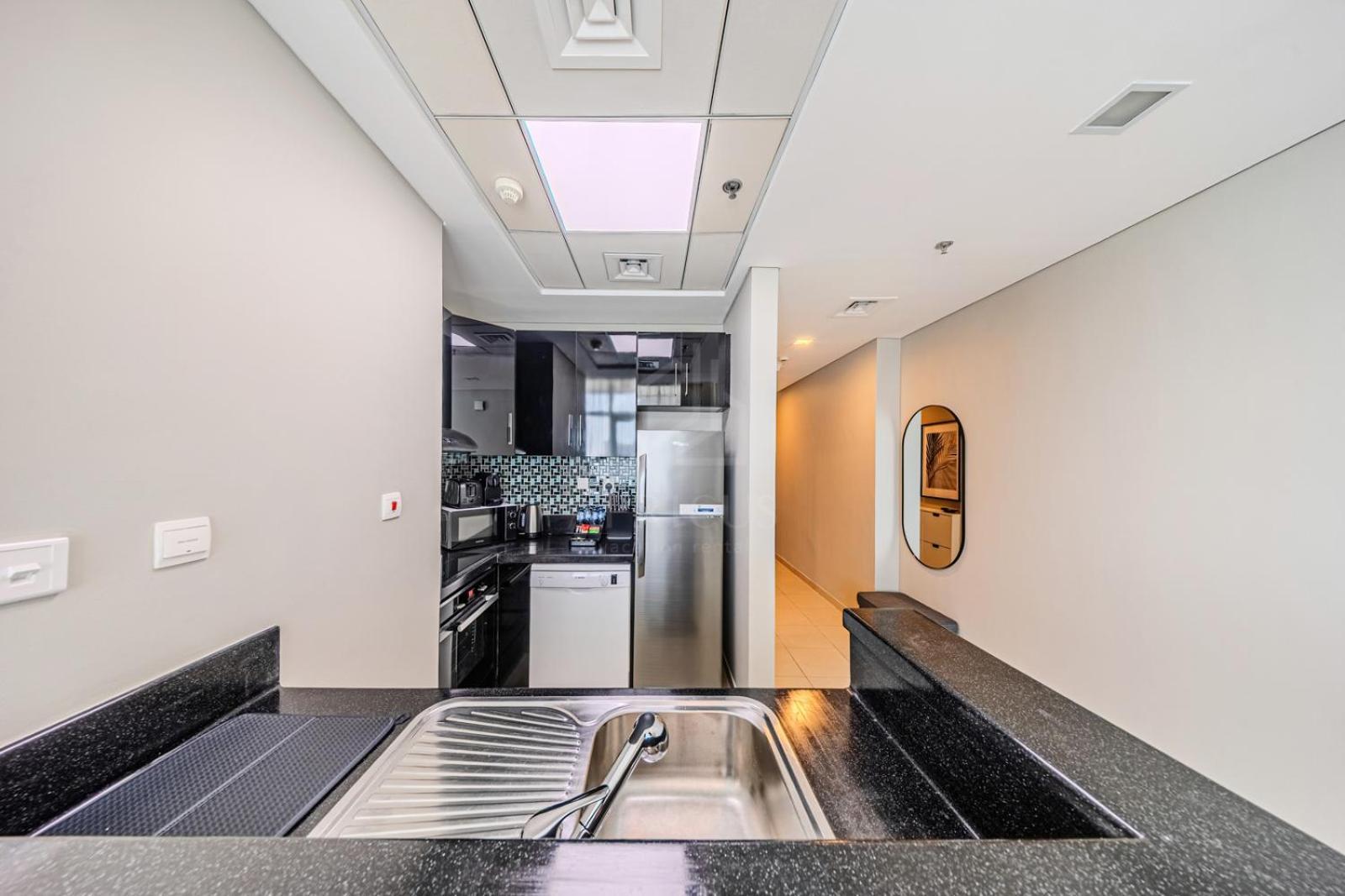 Apartment Elegant 1 Bedroom In Botanica Tower Marina Dubai