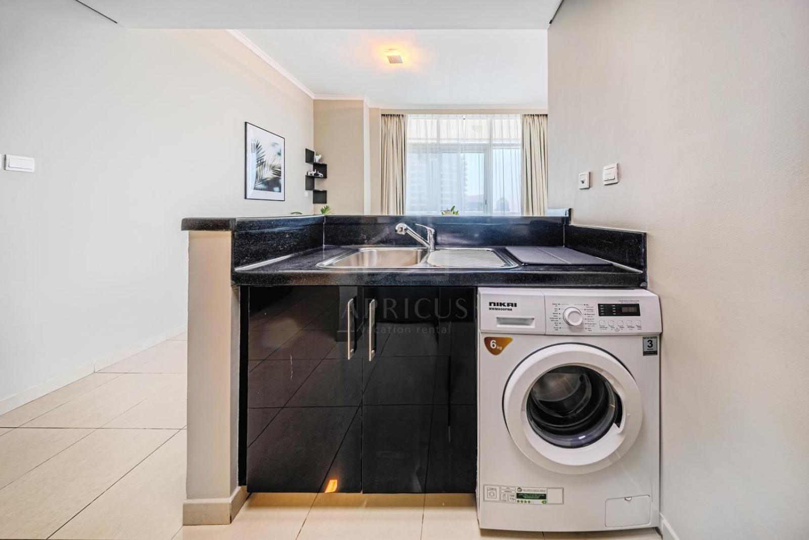 Apartment Elegant 1 Bedroom In Botanica Tower Marina